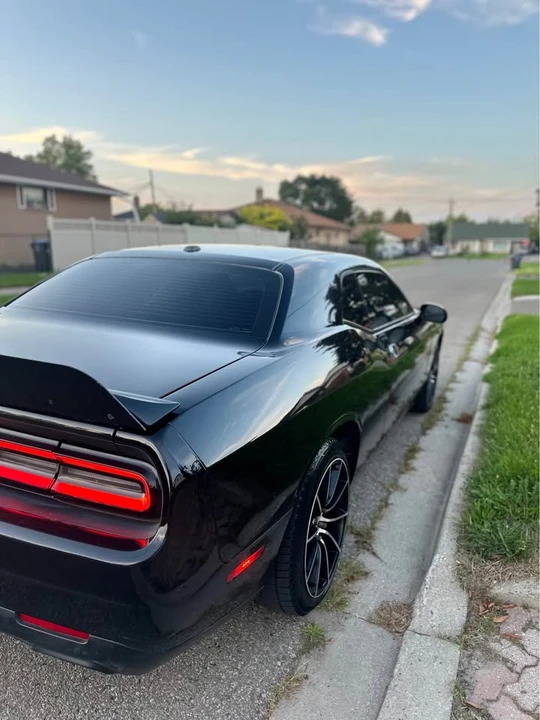 2015 Dodge Challenger 3rd Gen - Image 9 of 11