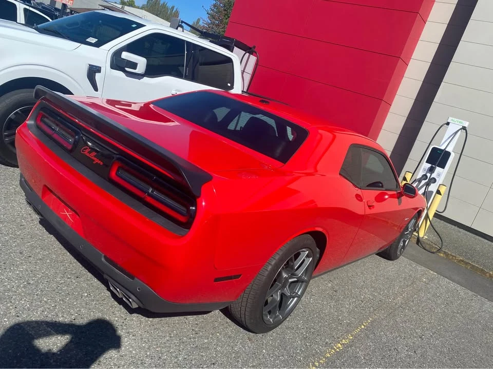 2015 Dodge Challenger 3rd Gen - Image 6 of 10