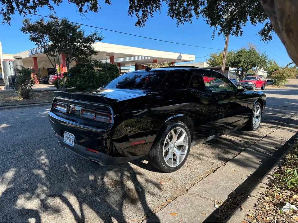 2015 Dodge Challenger 3rd Gen - Image 3 of 8