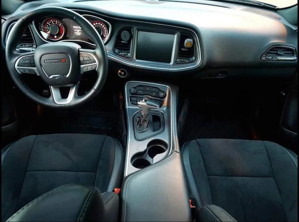 2015 Dodge Challenger 3rd Gen - Image 5 of 6