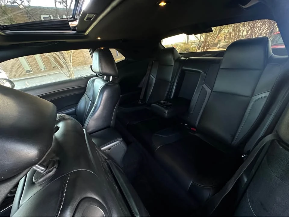 2015 Dodge Challenger 3rd Gen - Image 5 of 8