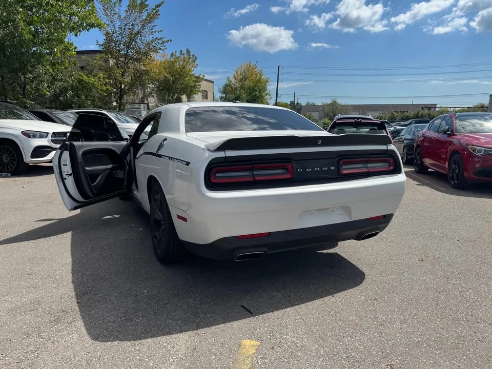2015 Dodge Challenger 3rd Gen - Image 5 of 9
