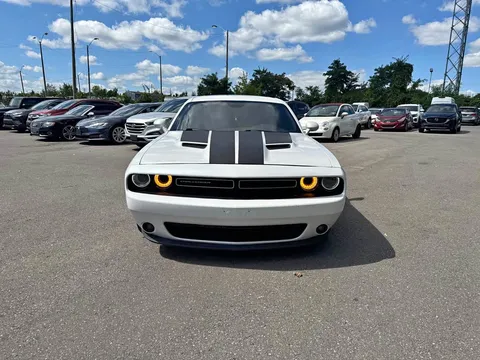 2015 Dodge Challenger SXT Plus