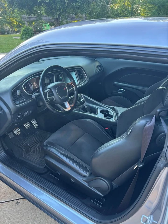 2015 Dodge Challenger 3rd Gen - Image 6 of 8