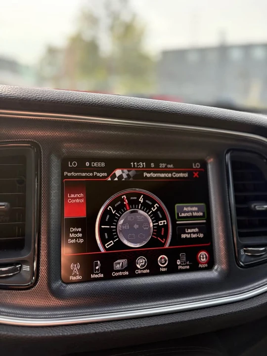 2015 Dodge Challenger 3rd Gen - Image 16 of 18