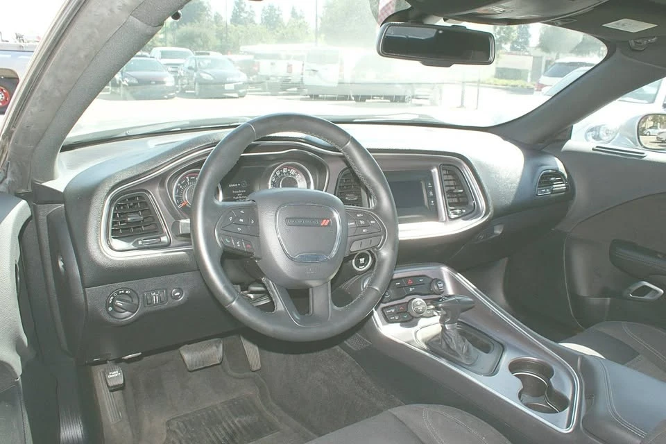 2015 Dodge Challenger 3rd Gen - Image 3 of 20