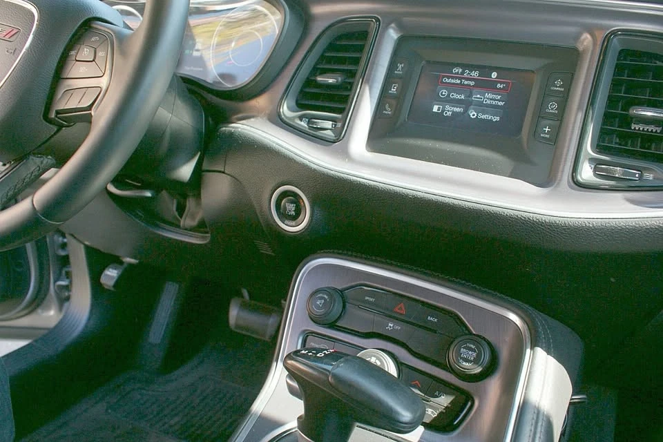 2015 Dodge Challenger 3rd Gen - Image 19 of 20