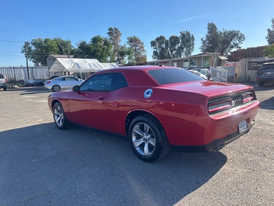 2015 Dodge Challenger 3rd Gen - Image 7 of 16