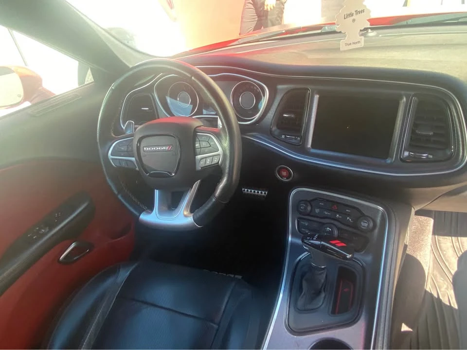 2015 Dodge Challenger 3rd Gen - Image 9 of 10