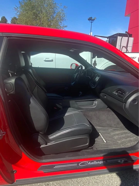 2015 Dodge Challenger 3rd Gen - Image 8 of 10