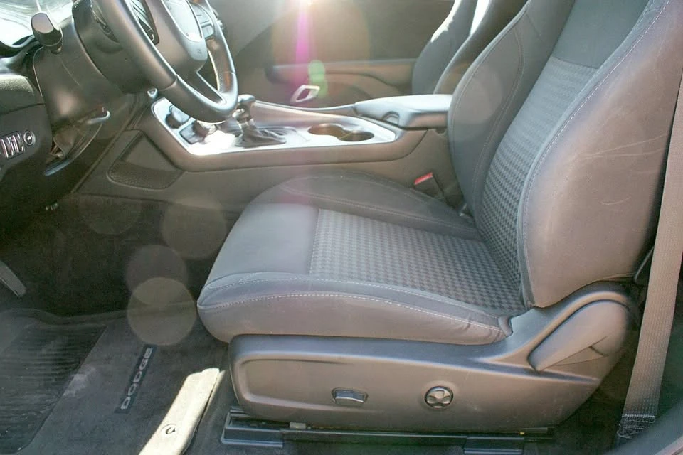 2015 Dodge Challenger 3rd Gen - Image 17 of 20