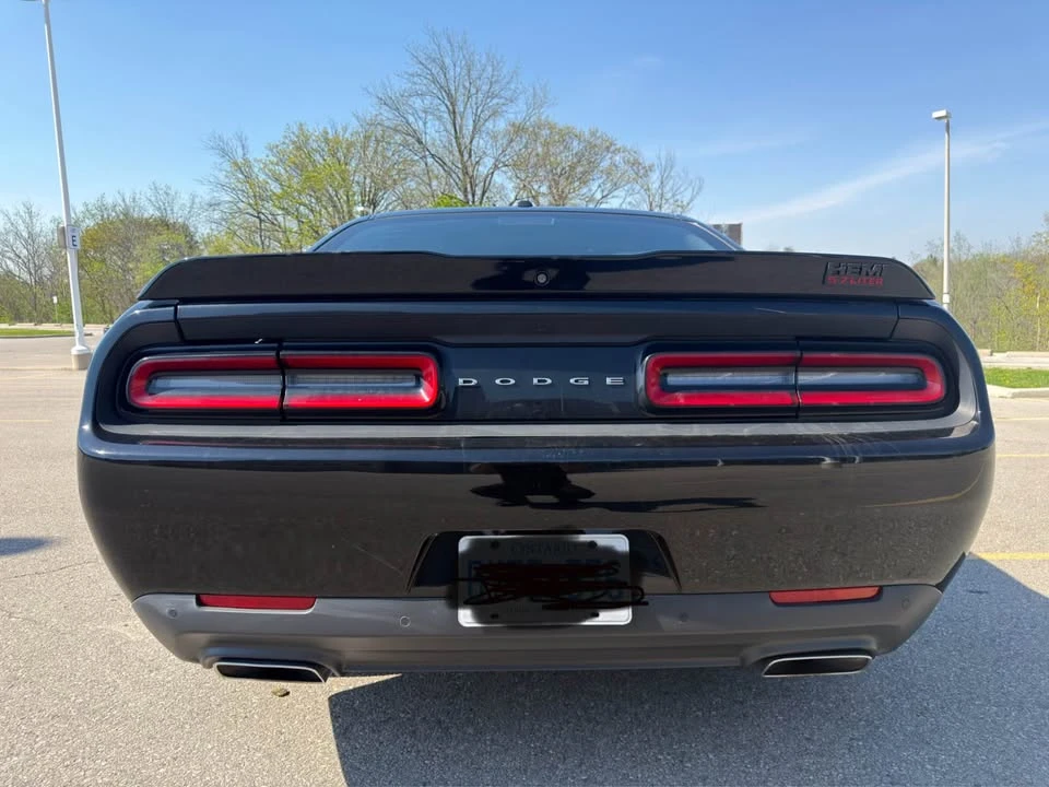 2015 Dodge Challenger 3rd Gen - Image 9 of 15