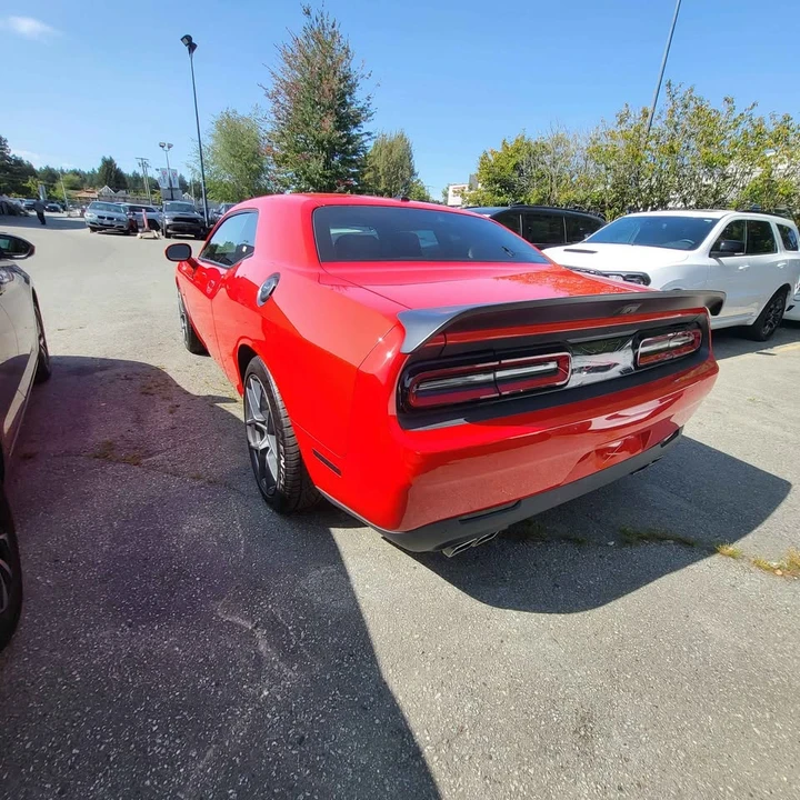 2015 Dodge Challenger 3rd Gen - Image 4 of 8