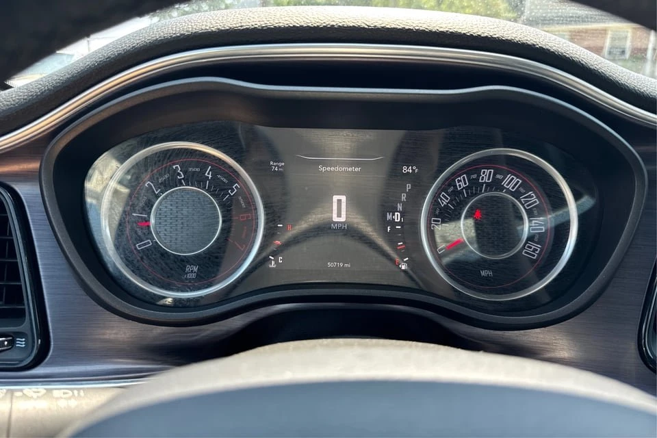 2015 Dodge Challenger 3rd Gen - Image 13 of 20