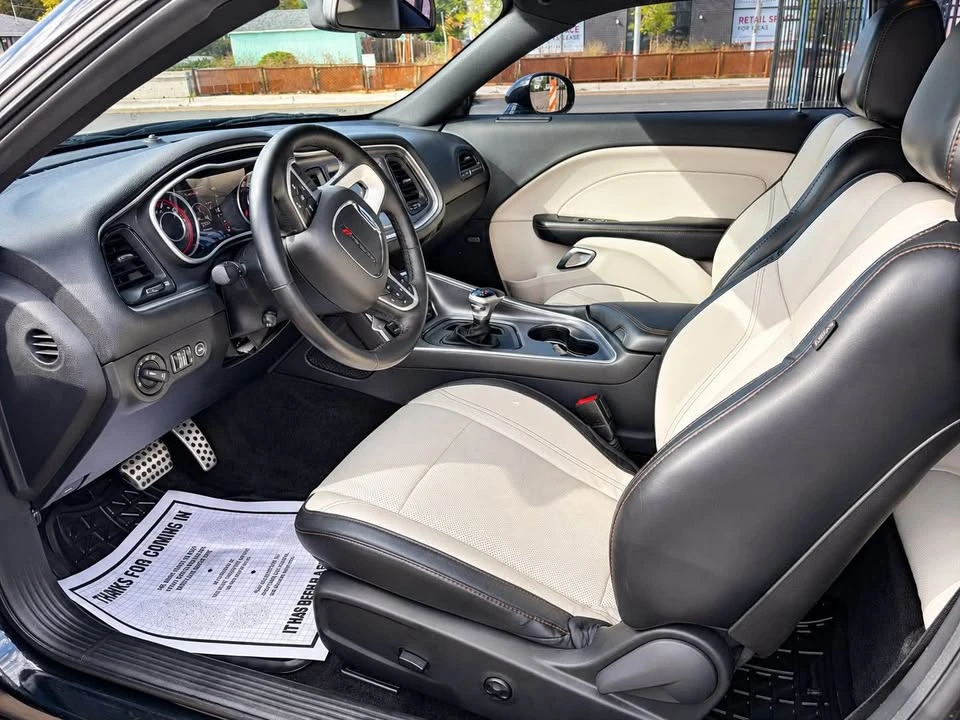 2015 Dodge Challenger 3rd Gen - Image 9 of 9