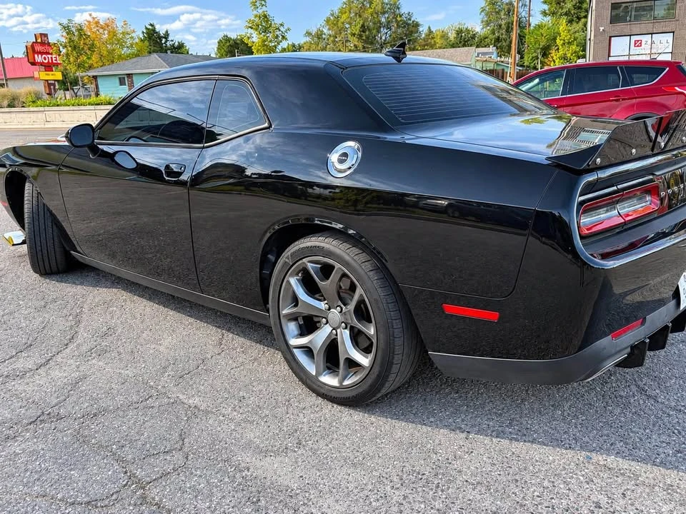 2015 Dodge Challenger 3rd Gen - Image 4 of 9