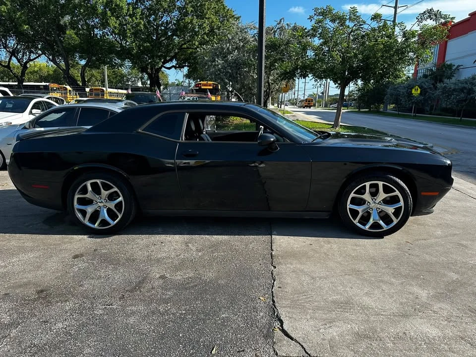 2015 Dodge Challenger 3rd Gen - Image 3 of 17