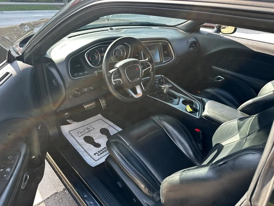 2015 Dodge Challenger 3rd Gen - Image 9 of 17