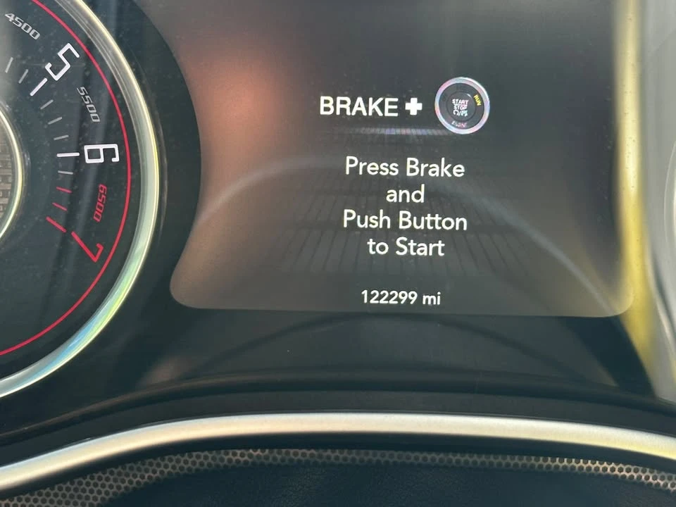 2015 Dodge Challenger 3rd Gen - Image 16 of 17