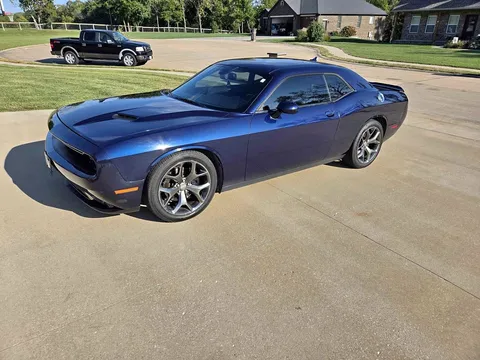 2015 Dodge Challenger SXT Plus