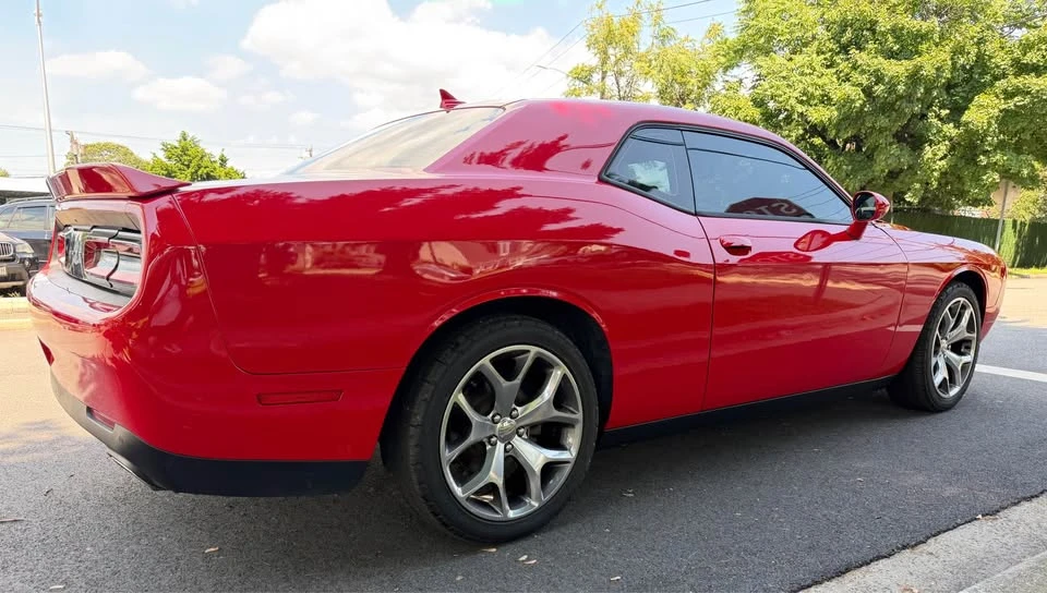 2015 Dodge Challenger 3rd Gen - Image 5 of 16