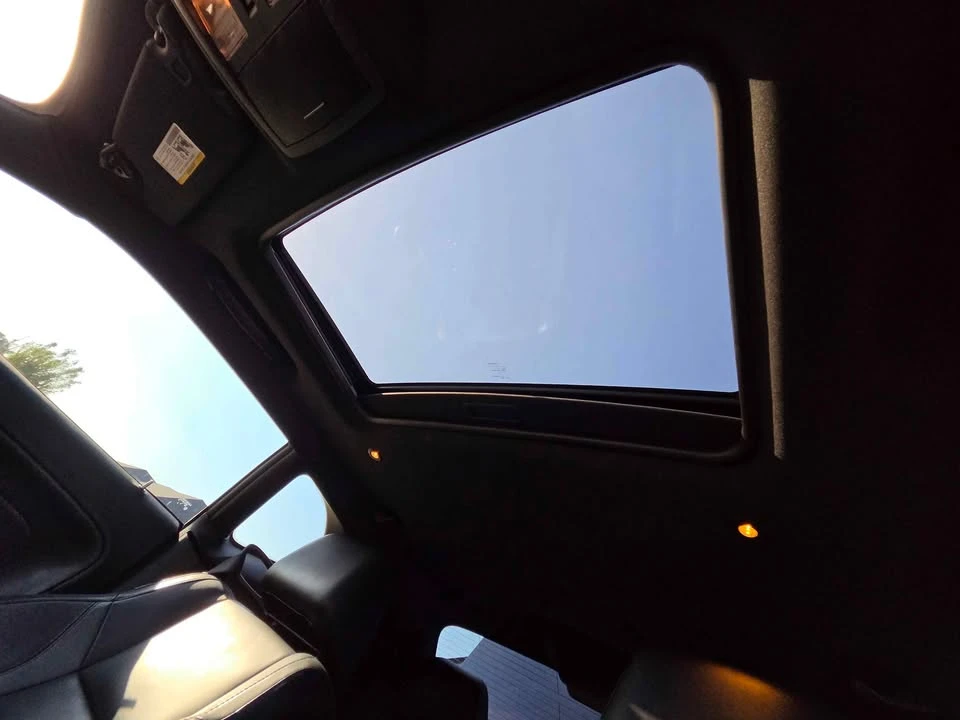 2015 Dodge Challenger 3rd Gen - Image 17 of 20