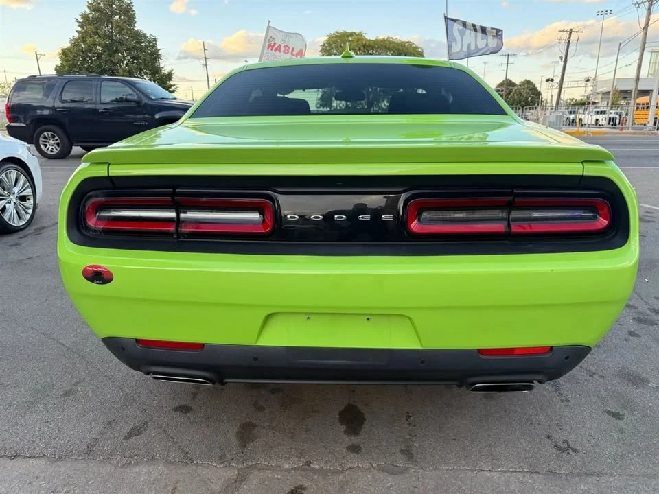 2015 Dodge Challenger 3rd Gen - Image 4 of 6
