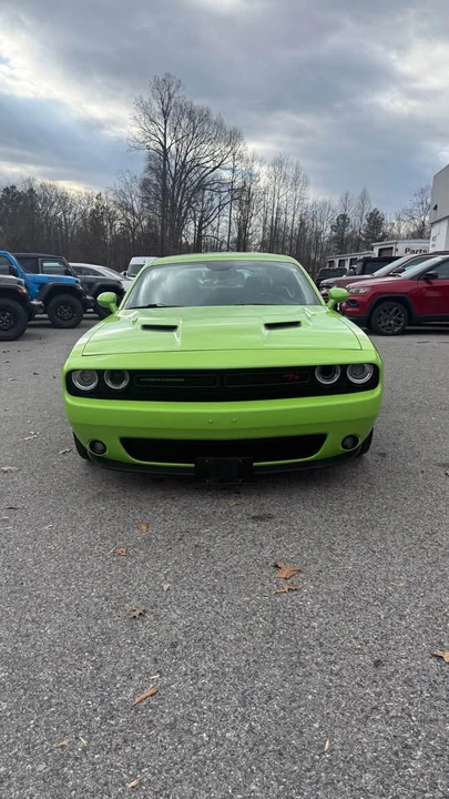 2015 Dodge Challenger 3rd Gen - Image 2 of 8