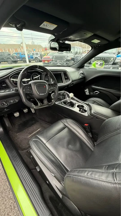 2015 Dodge Challenger 3rd Gen - Image 6 of 8