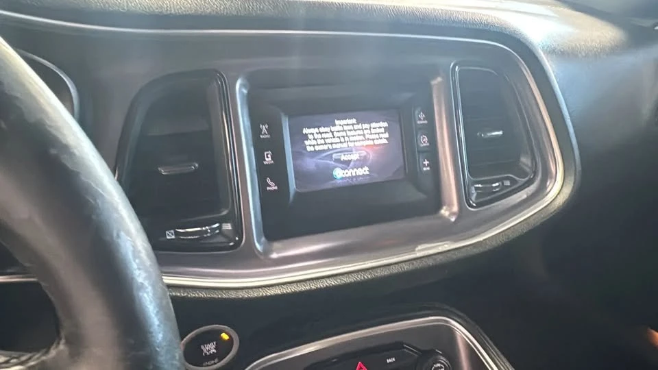 2015 Dodge Challenger 3rd Gen - Image 14 of 20