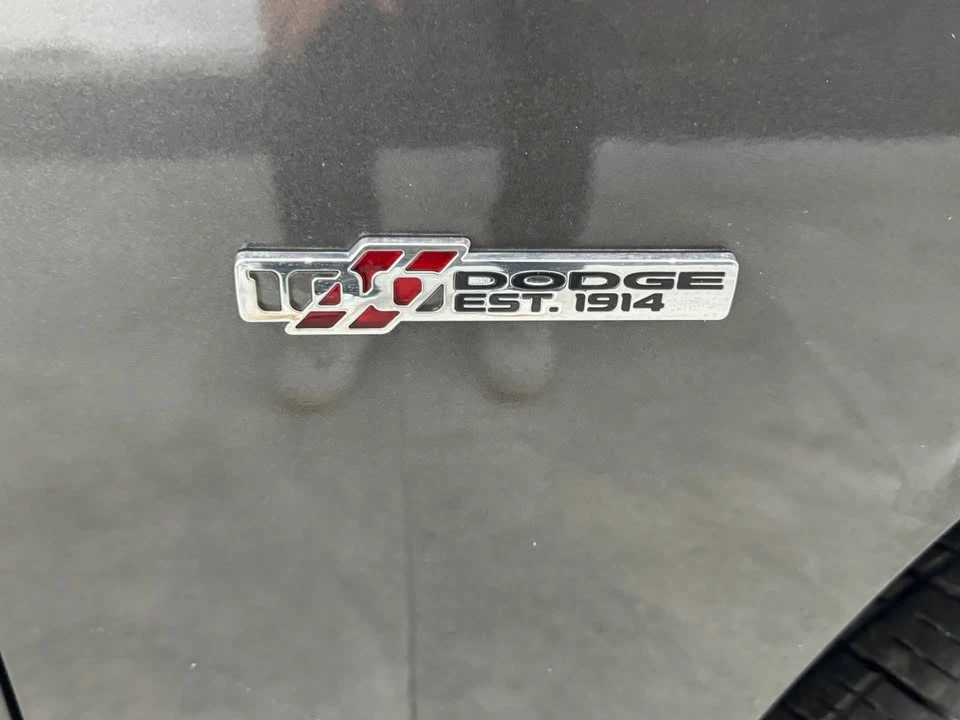 2015 Dodge Challenger 3rd Gen - Image 6 of 9
