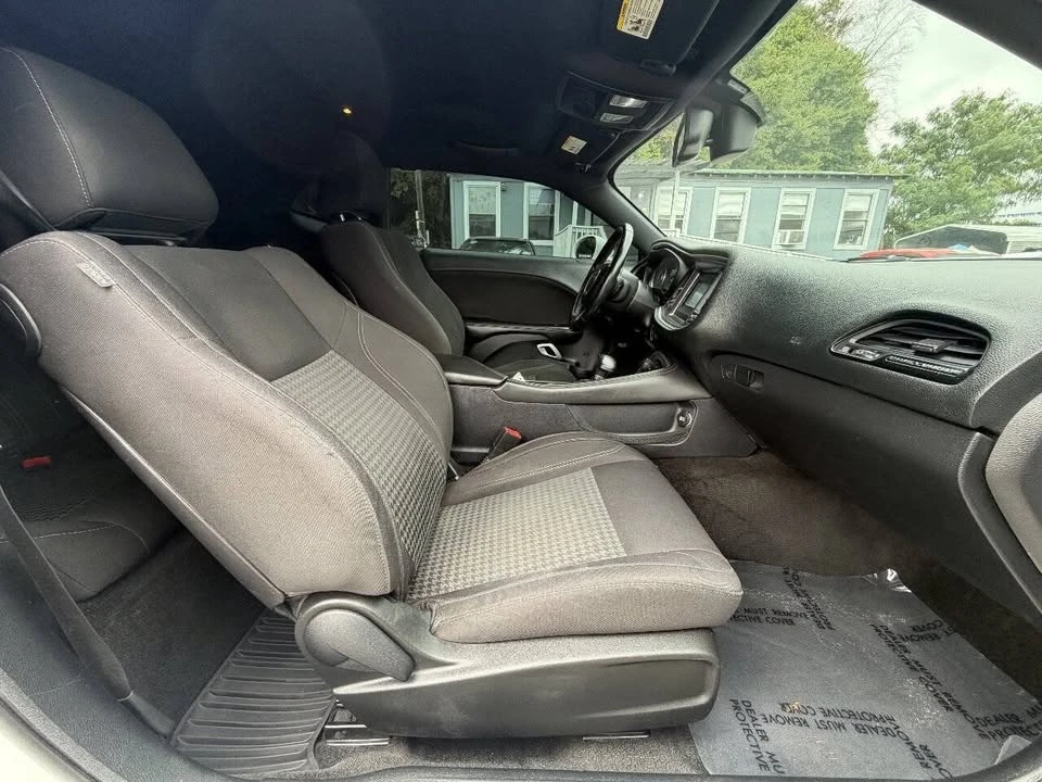 2015 Dodge Challenger 3rd Gen - Image 15 of 20