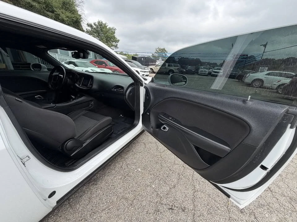 2015 Dodge Challenger 3rd Gen - Image 18 of 20