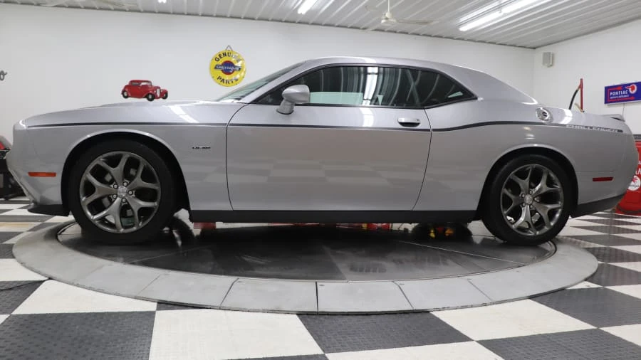 2015 Dodge Challenger 3rd Gen - Image 2 of 6