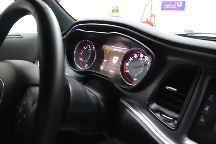 2015 Dodge Challenger 3rd Gen - Image 3 of 6