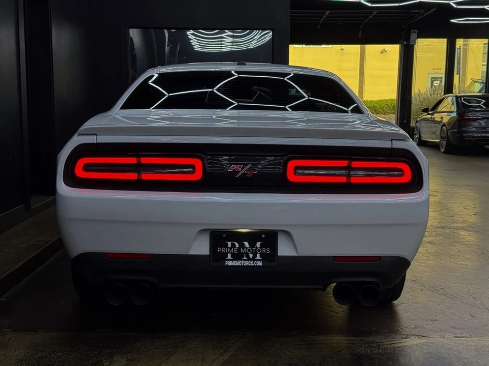 2015 Dodge Challenger 3rd Gen - Image 8 of 12