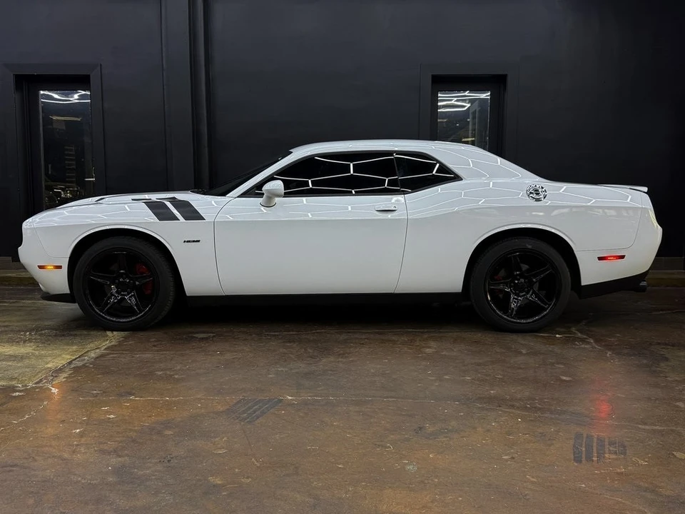 2015 Dodge Challenger 3rd Gen - Image 5 of 12