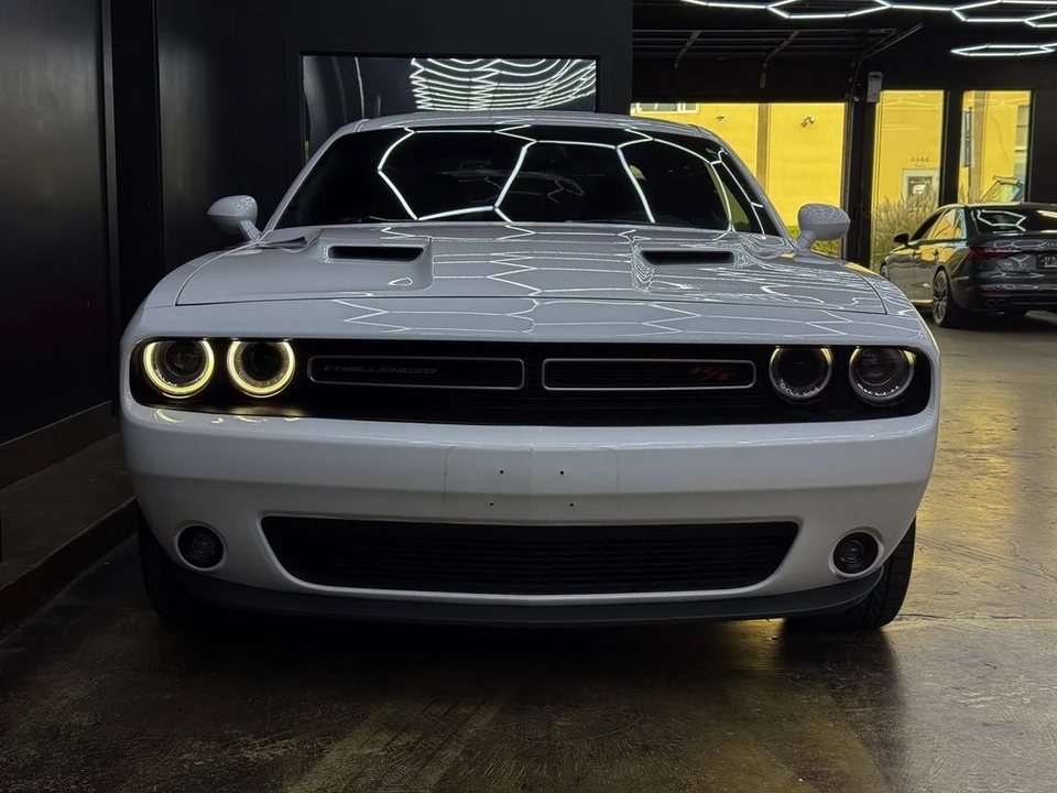 2015 Dodge Challenger 3rd Gen - Image 2 of 12