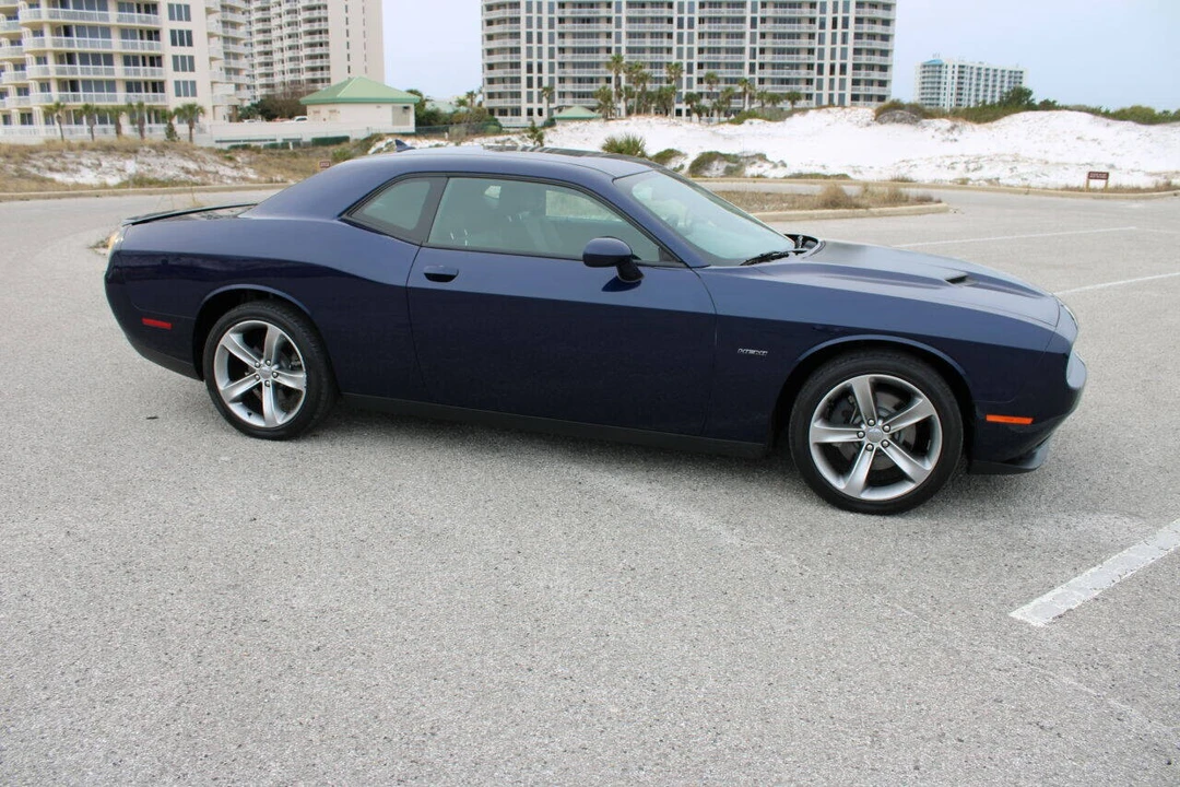 2015 Dodge Challenger 3rd Gen - Image 28 of 31