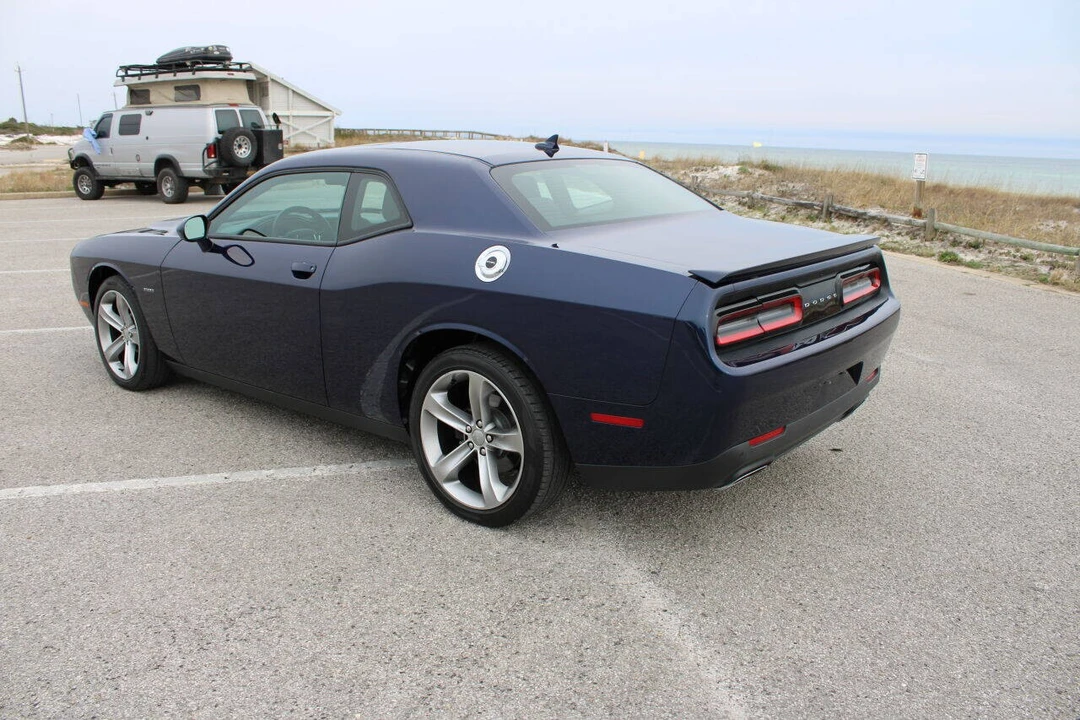 2015 Dodge Challenger 3rd Gen - Image 13 of 21