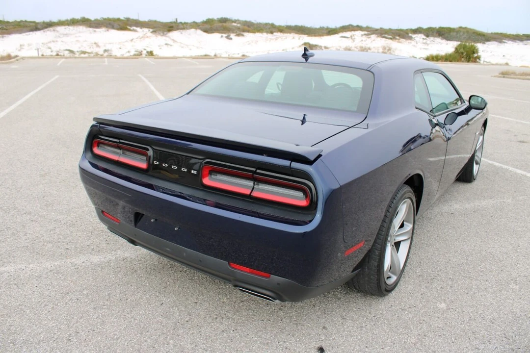 2015 Dodge Challenger 3rd Gen - Image 19 of 21