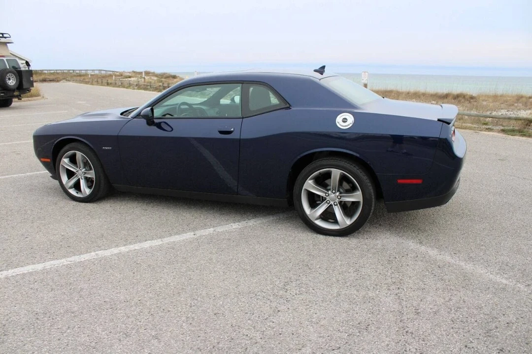 2015 Dodge Challenger 3rd Gen - Image 11 of 21