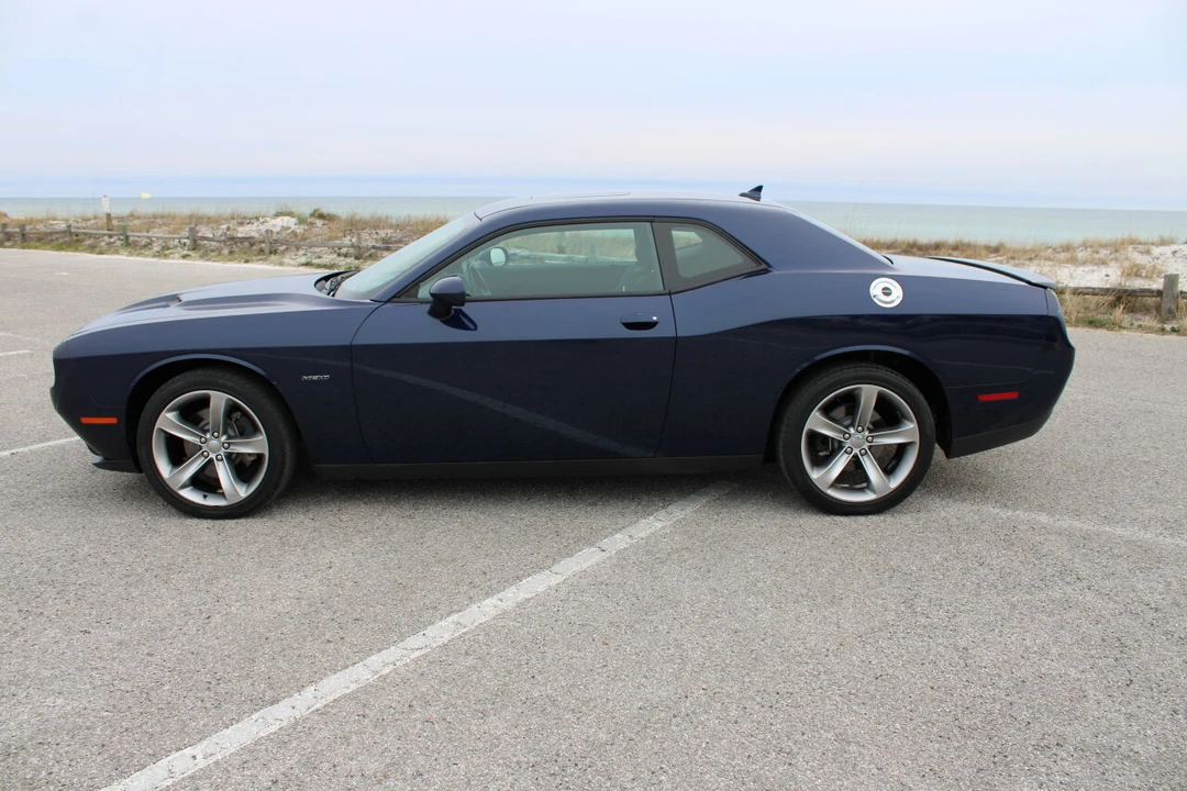 2015 Dodge Challenger 3rd Gen - Image 8 of 21