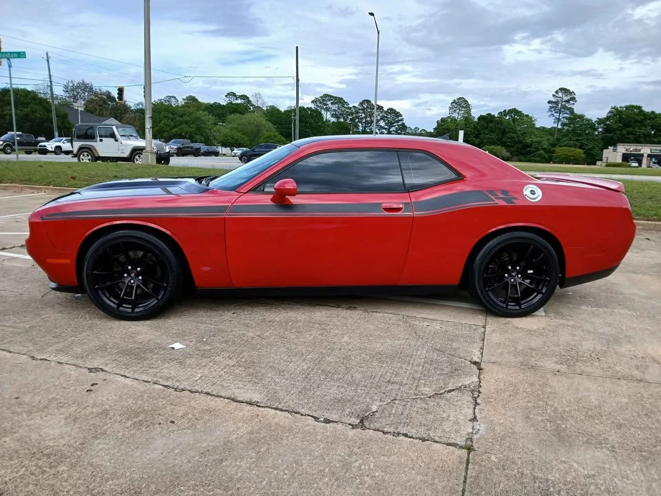 2015 Dodge Challenger 3rd Gen - Image 10 of 14