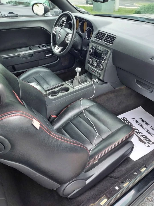 2015 Dodge Challenger 3rd Gen - Image 11 of 14