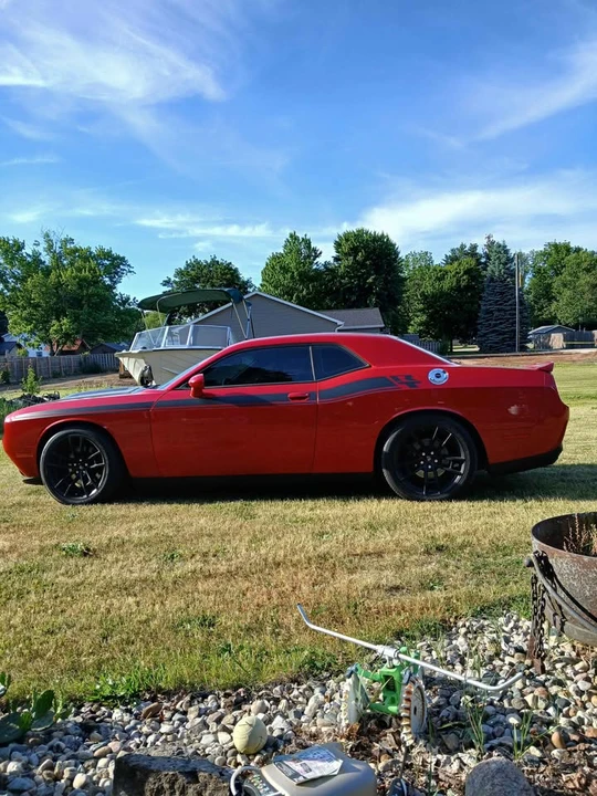 2015 Dodge Challenger 3rd Gen - Image 9 of 14