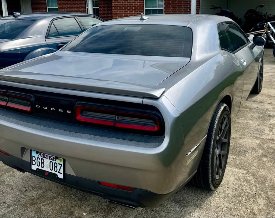 2015 Dodge Challenger 3rd Gen - Image 9 of 10