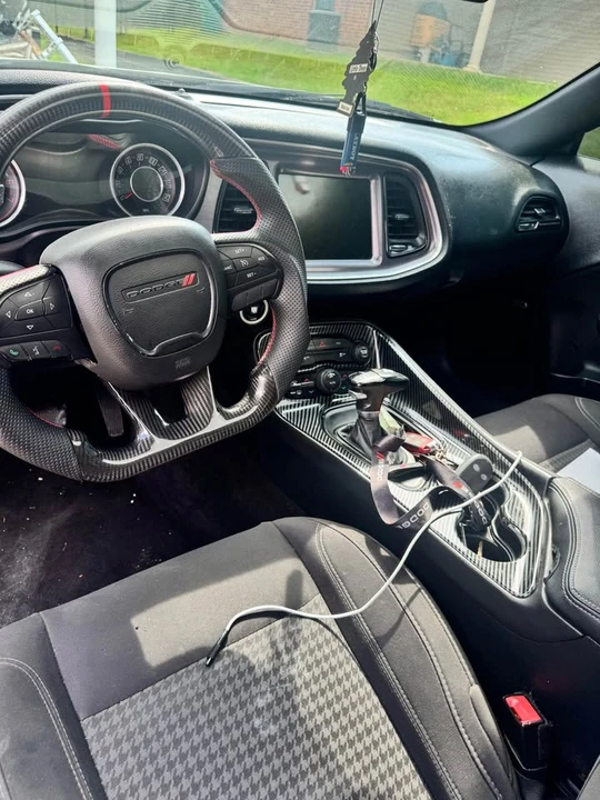 2015 Dodge Challenger 3rd Gen - Image 7 of 10