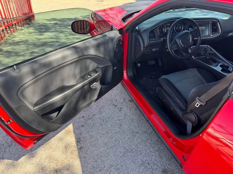 2015 Dodge Challenger 3rd Gen - Image 8 of 13