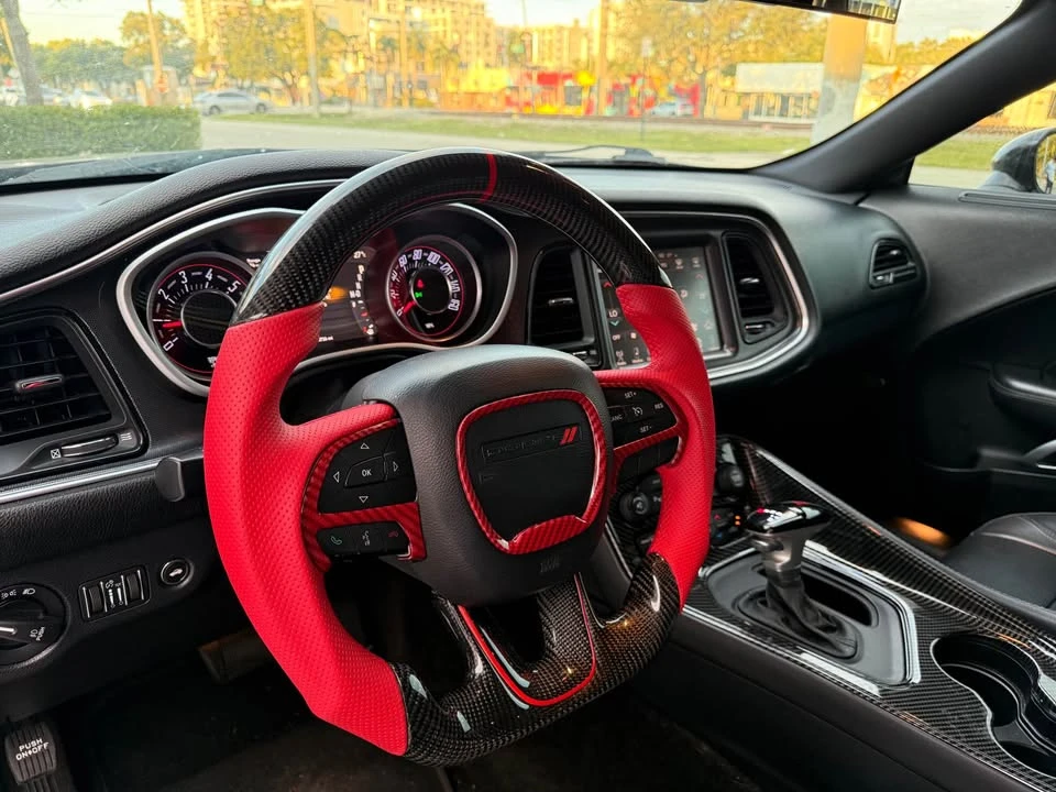 2015 Dodge Challenger 3rd Gen - Image 10 of 17